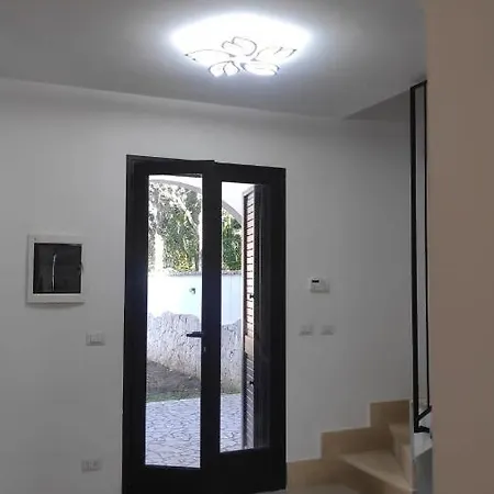 Camilla Santa Maria Al Bagno Villa