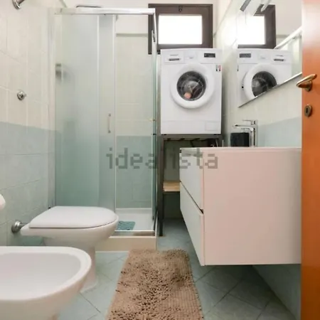 Camilla Santa Maria Al Bagno Villa Nardo